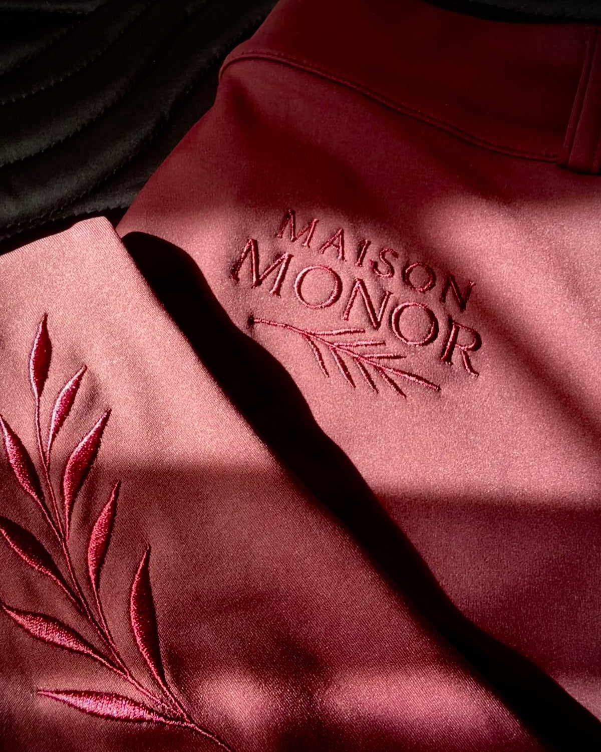 Pantalon d'équitation femme Garance bordeaux, grip lauriers – Maison Monor, collection Vermeil – vue 3
